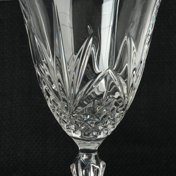 Vintage Wine Glass Salzburg by CRISTAL DE FLANDRE Set of Two - Picture 4 of 6